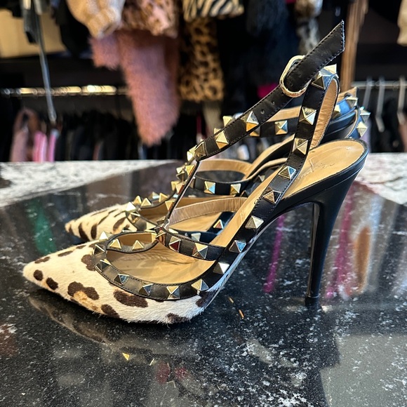 Valentino Black and White Rockstud Heels